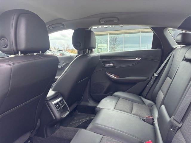 Used 2014 Chevrolet Impala LT FWD image 9