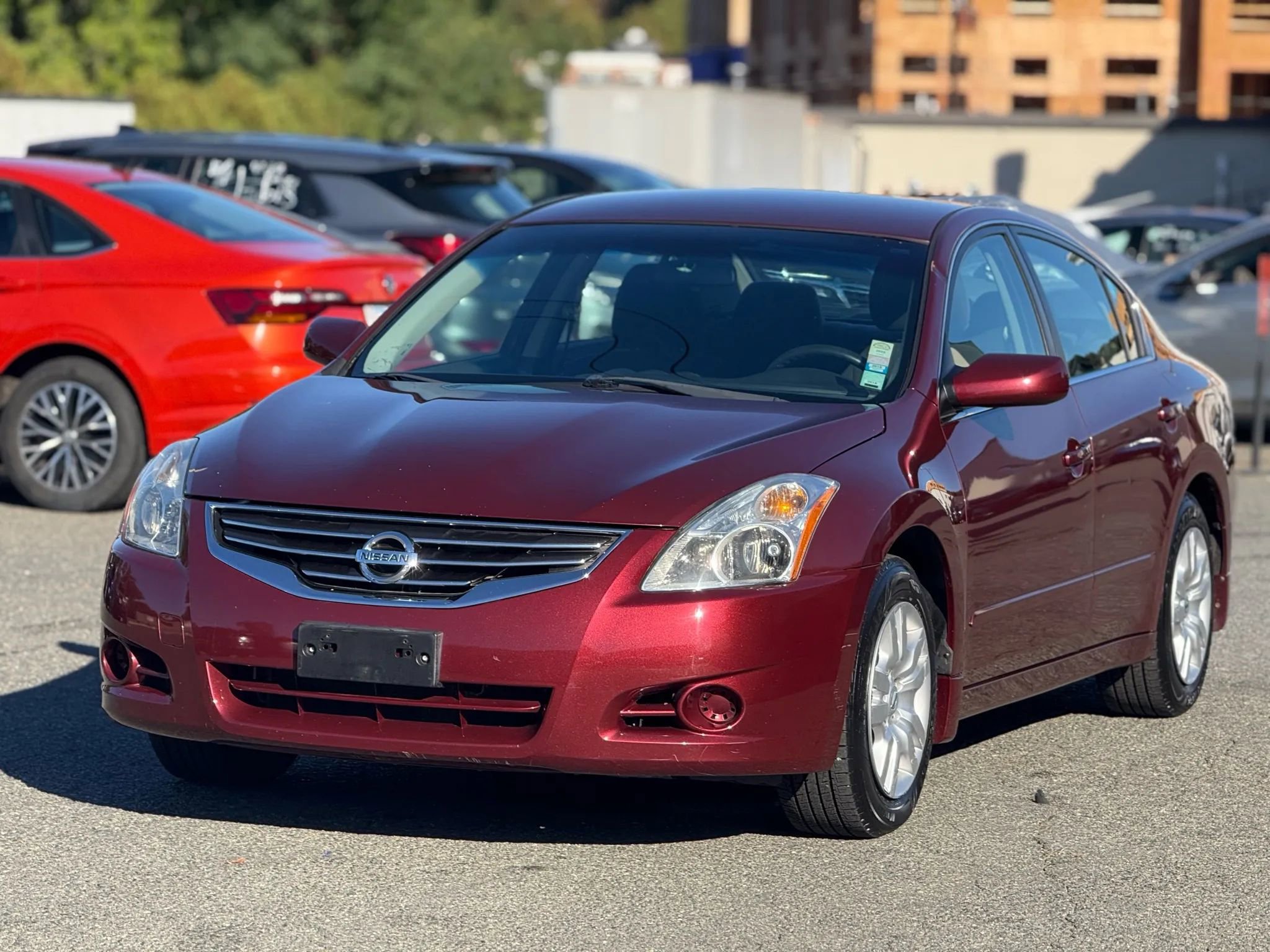 Used 2012 Nissan Altima 2.5 S FWD image 1