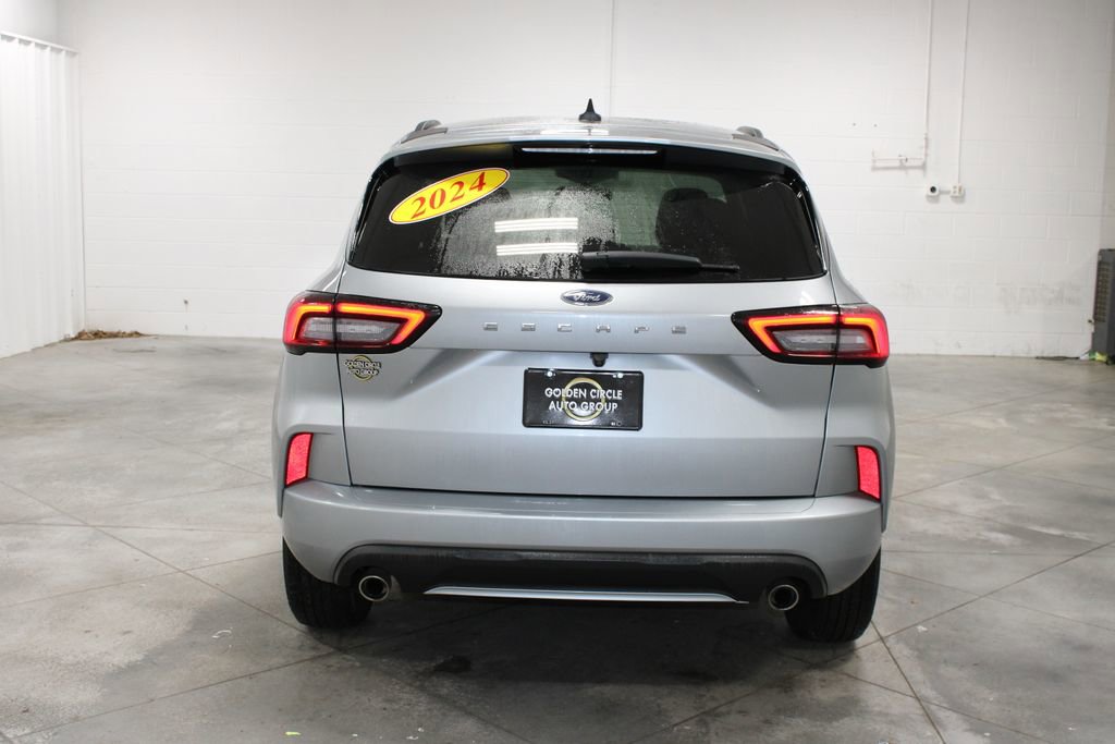 Used 2024 Ford Escape ST-Line image 8