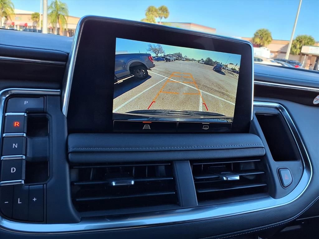 Used 2024 GMC Yukon XL SLE image 31