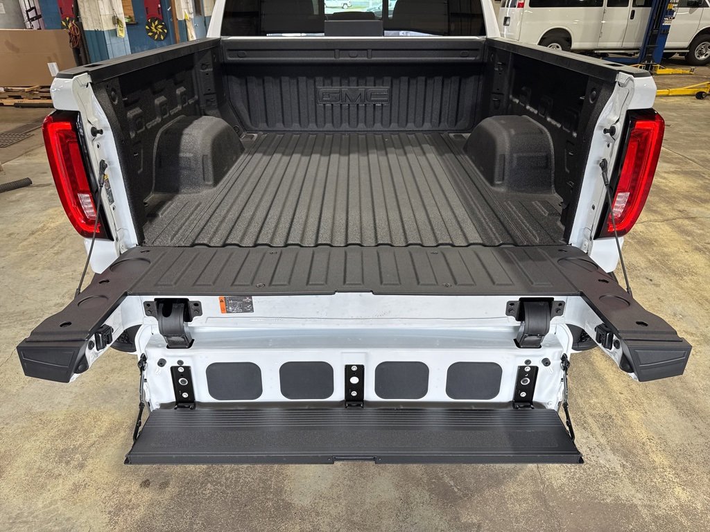 New 2026 GMC Sierra 1500 AT4 w/ Technology Package image 16
