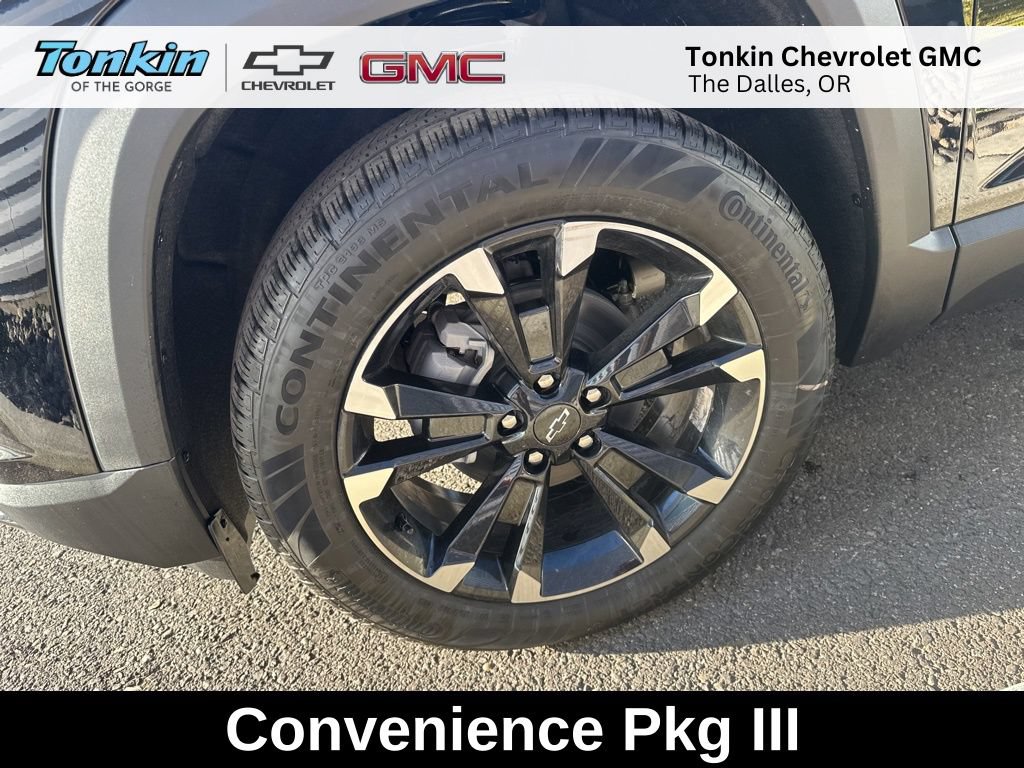 New 2026 Chevrolet Equinox RS w/ Convenience Package III AWD/4WD image 11