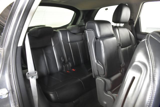 Used 2015 Nissan Pathfinder SL AWD/4WD image 35