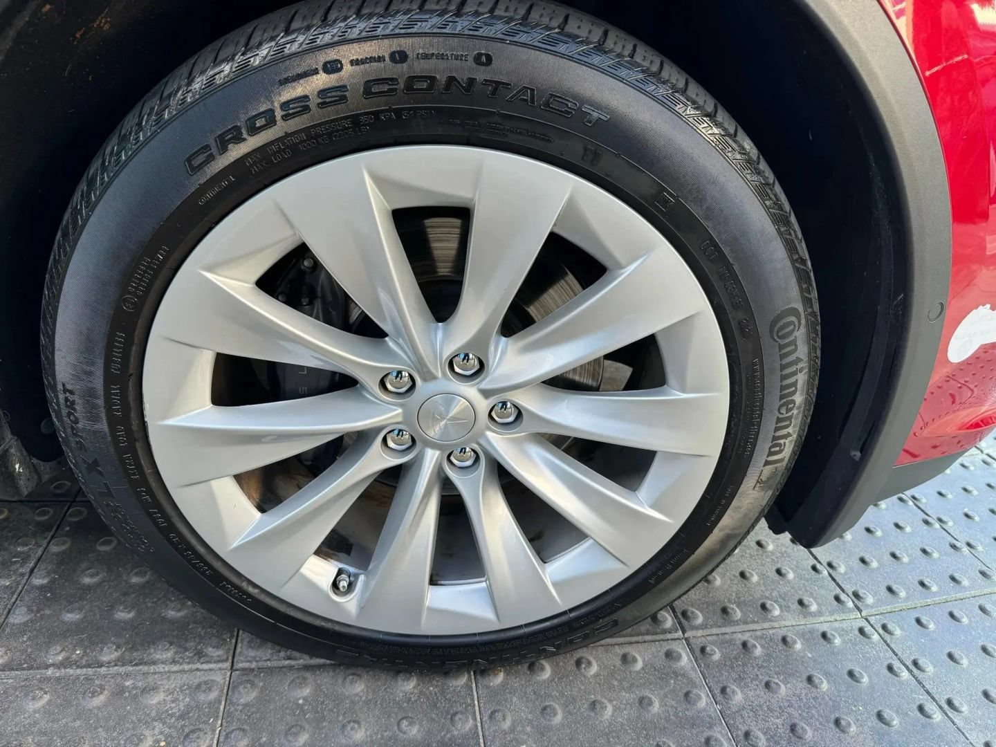 Used 2019 Tesla Model X Long Range AWD/4WD image 36