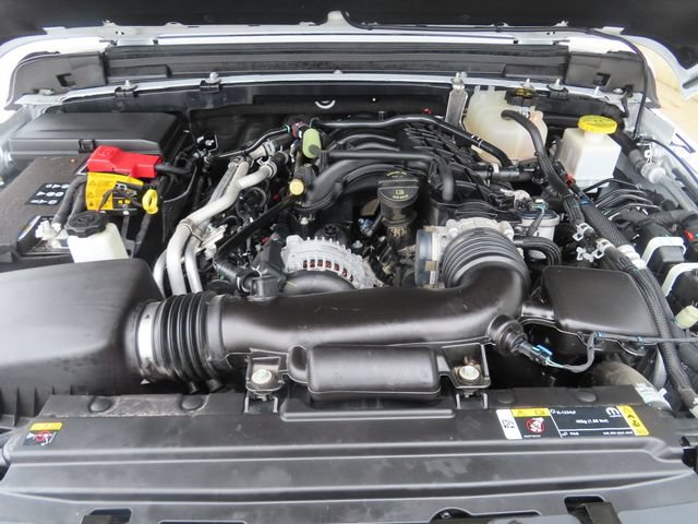 Used 2022 Jeep Gladiator Sport AWD/4WD image 13