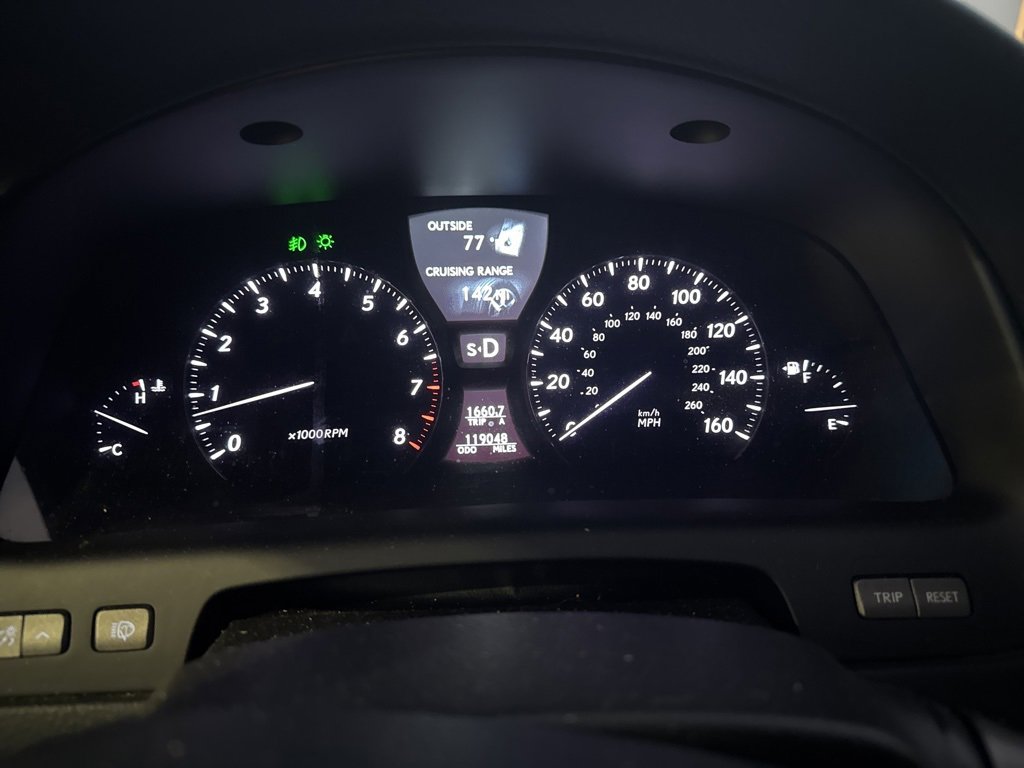 Used 2008 Lexus LS 460 image 2