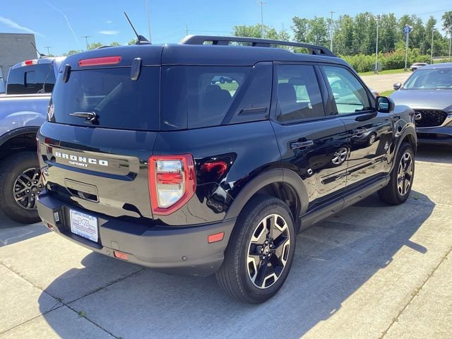 Used 2023 Ford Bronco Sport Outer Banks w/ Tech Package AWD/4WD image 12