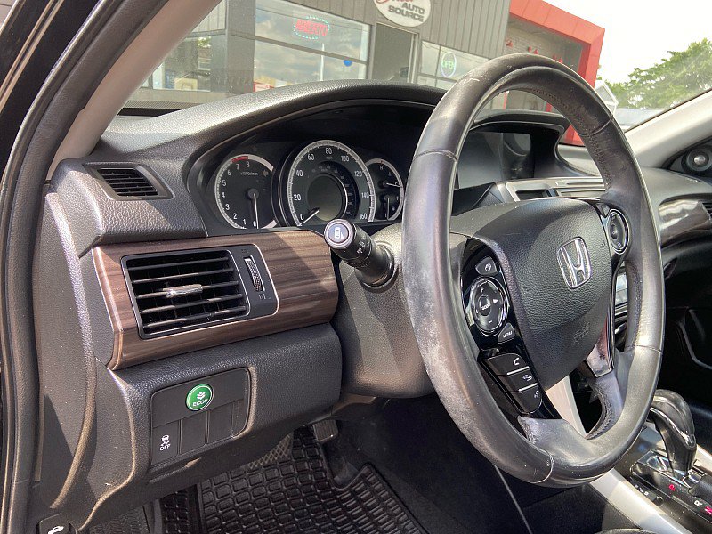 Used 2016 Honda Accord EX-L image 11