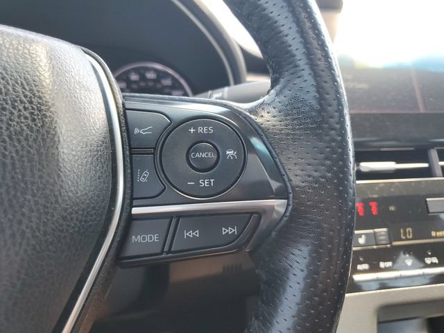 Used 2019 Toyota Avalon XSE w/ All Weather Liner Package FWD image 13