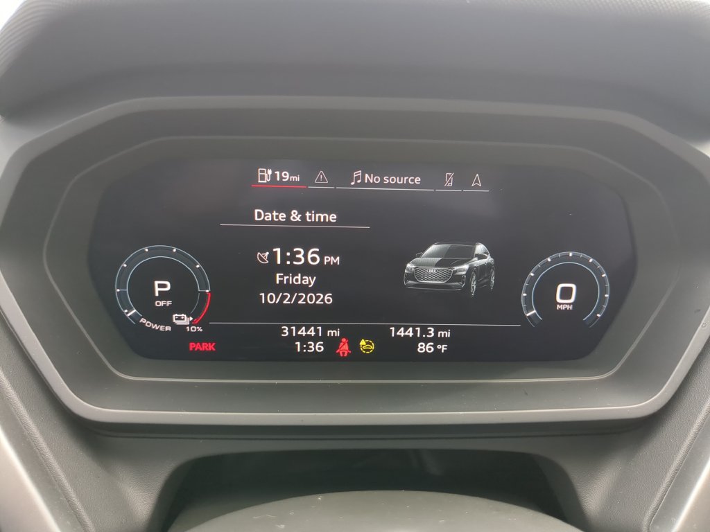 Used 2024 Audi Q4 e-tron Premium Plus AWD/4WD image 32