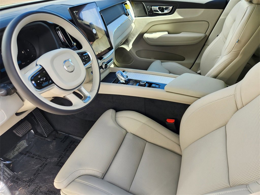 New 2026 Volvo XC60 B5 Ultra w/ Protection Package Premier image 7