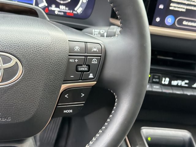 Used 2025 Toyota Crown w/ Advanced Technology Package AWD/4WD image 25