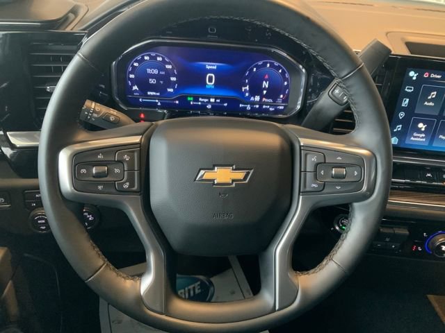 Used 2025 Chevrolet Silverado 1500 LT AWD/4WD image 19