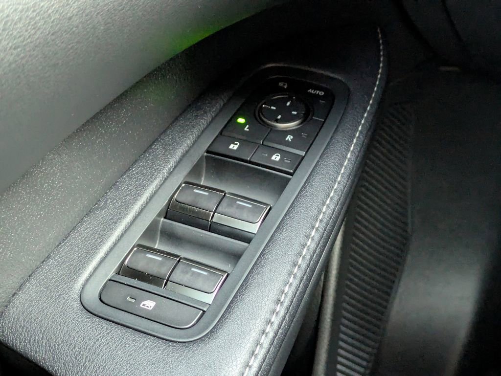 Used 2023 Lexus RX 350 Premium w/ Accessory Package (Z1) image 25