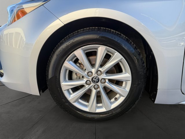 Used 2025 Toyota Corolla SE FWD image 9
