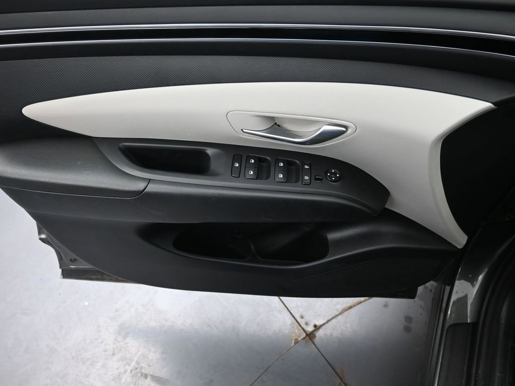 Used 2022 Hyundai Tucson SEL image 21
