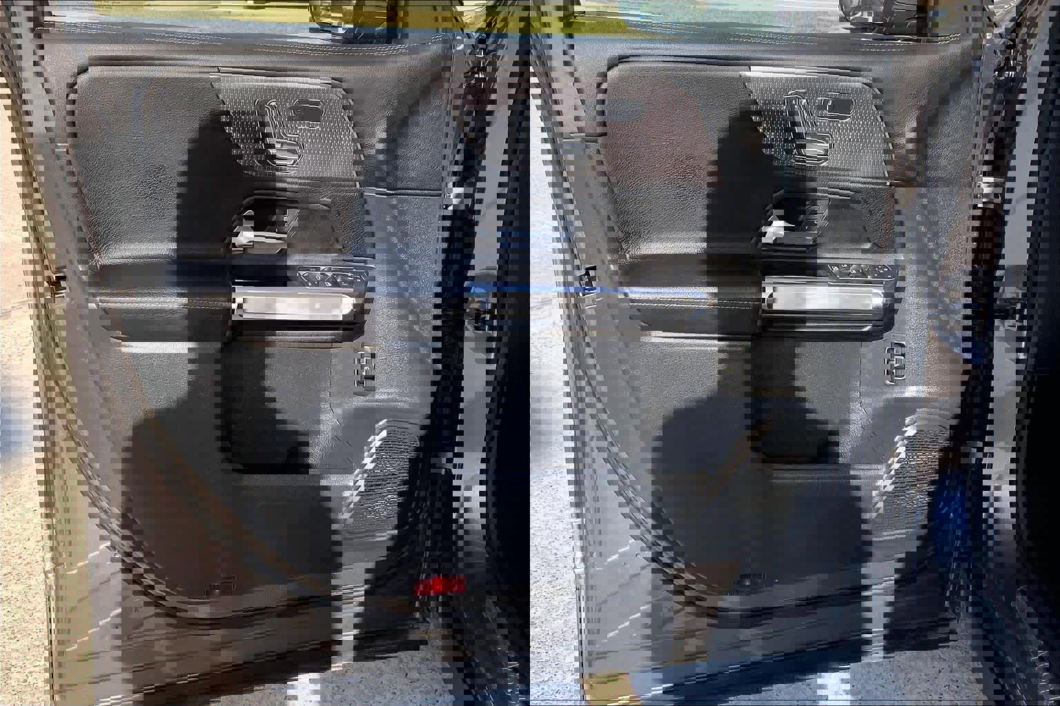 Used 2022 Mercedes-Benz GLB 250 4MATIC image 21