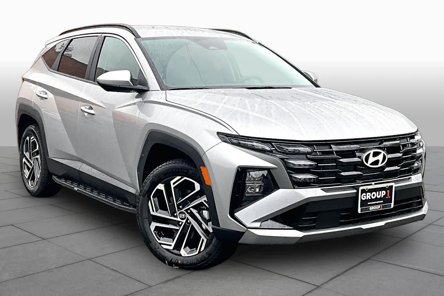 New 2026 Hyundai Tucson SEL Plus AWD/4WD image 2