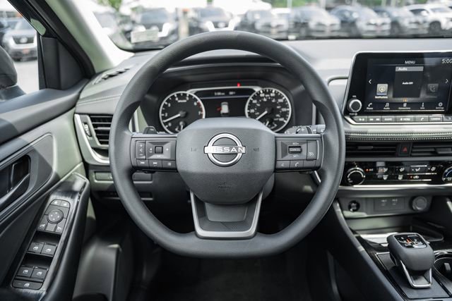 New 2026 Nissan Rogue S image 24