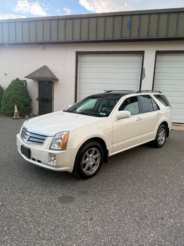 Used 2005 Cadillac SRX V8 AWD/4WD image 3