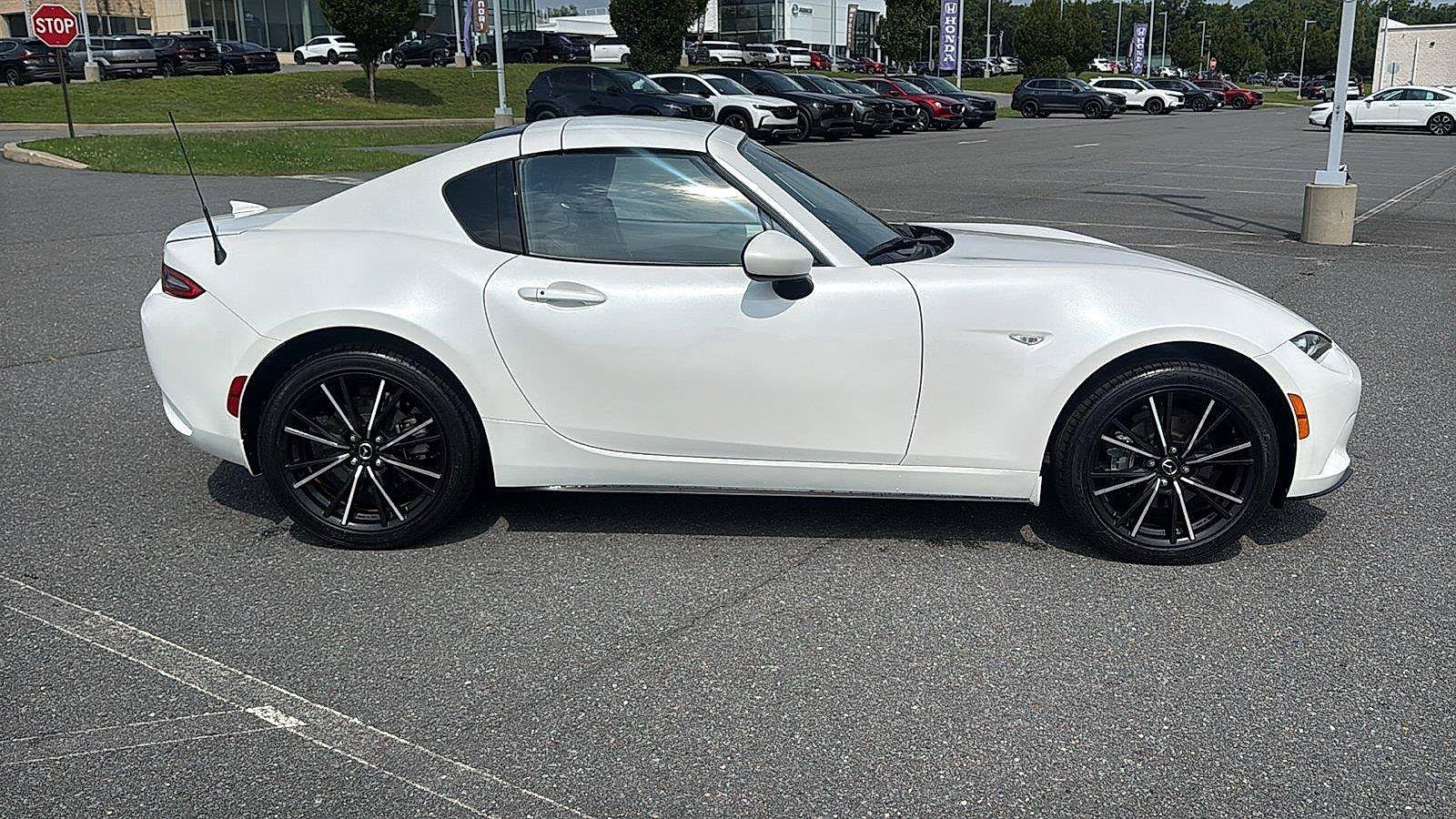 Used 2024 MAZDA MX-5 Miata RF Grand Touring RWD image 3