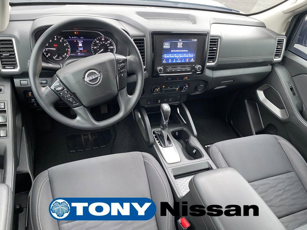 Used 2024 Nissan Frontier SV w/ Technology Package image 12