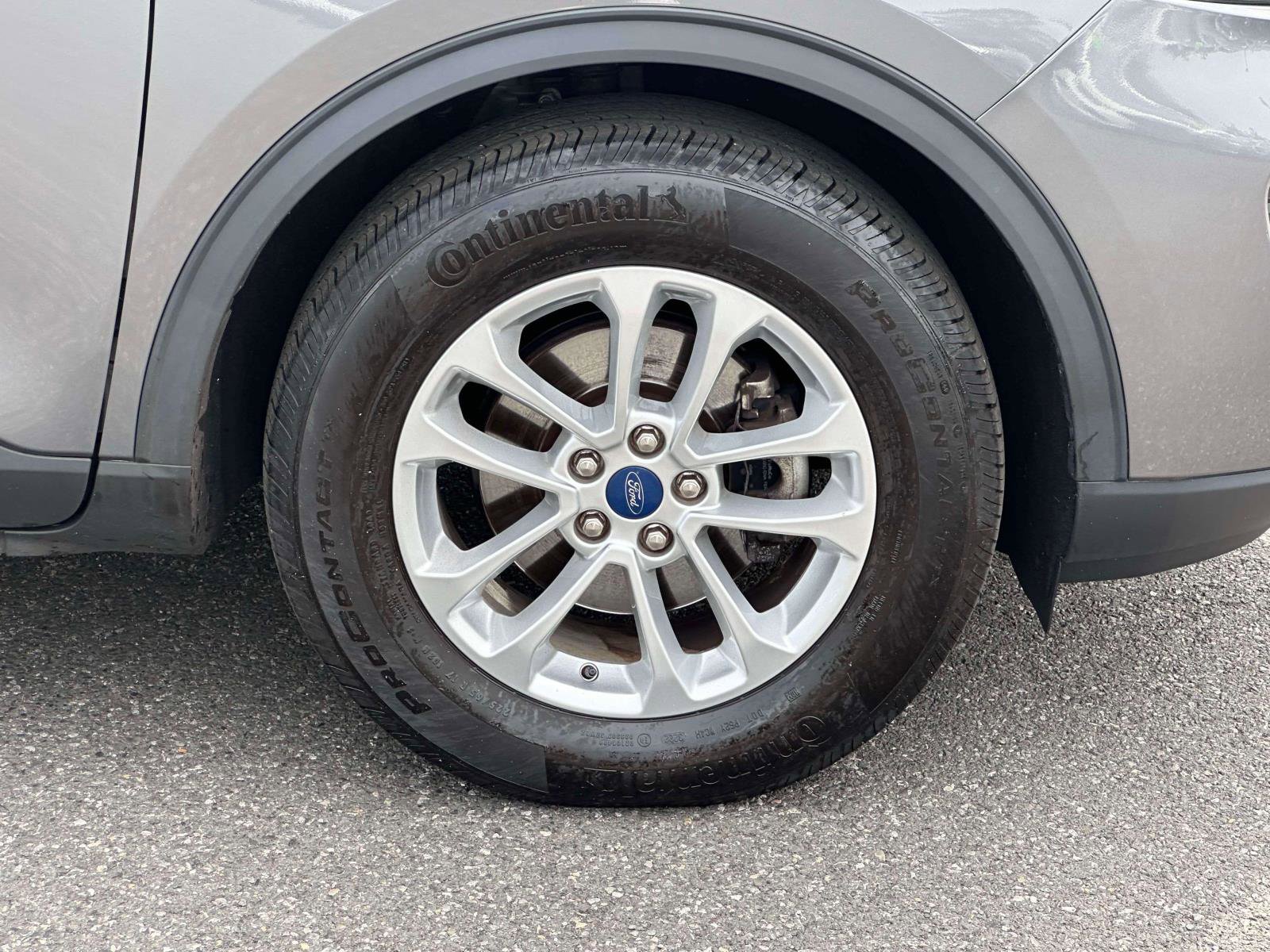 Used 2022 Ford Escape SE w/ Cold Weather Package image 6