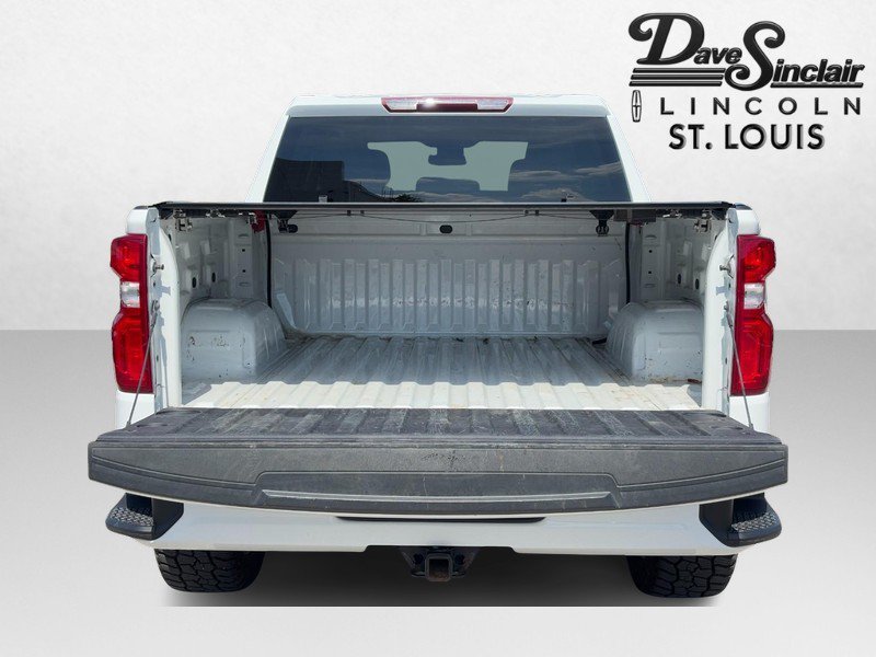 Used 2024 Chevrolet Silverado 1500 RST AWD/4WD image 9