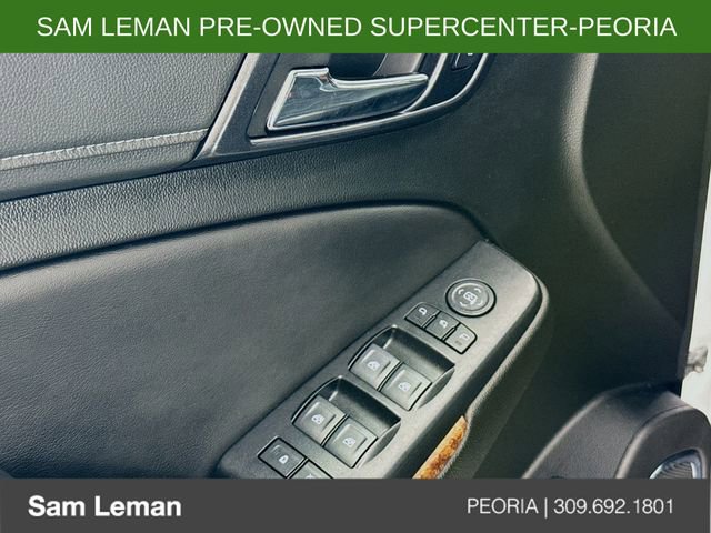 Used 2019 Chevrolet Suburban Premier image 18