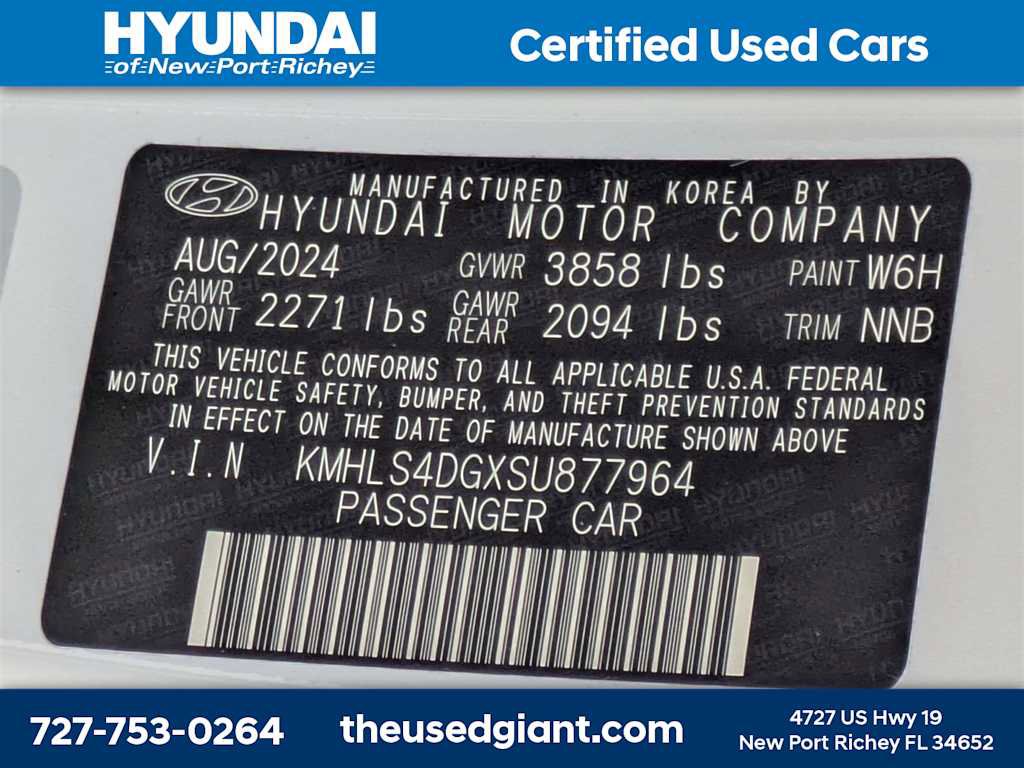 Certified 2025 Hyundai Elantra SEL image 36