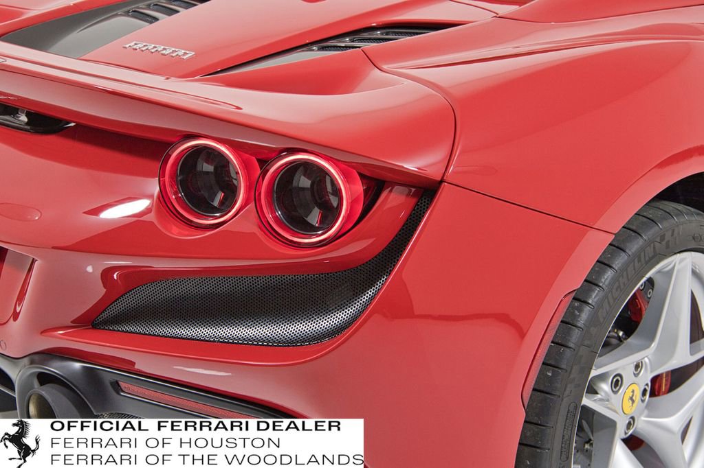 Used 2023 Ferrari F8 Tributo image 33