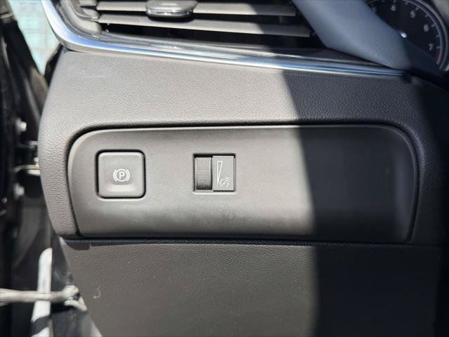 Used 2024 Buick Enclave Essence w/ Experience Buick Package AWD/4WD image 23