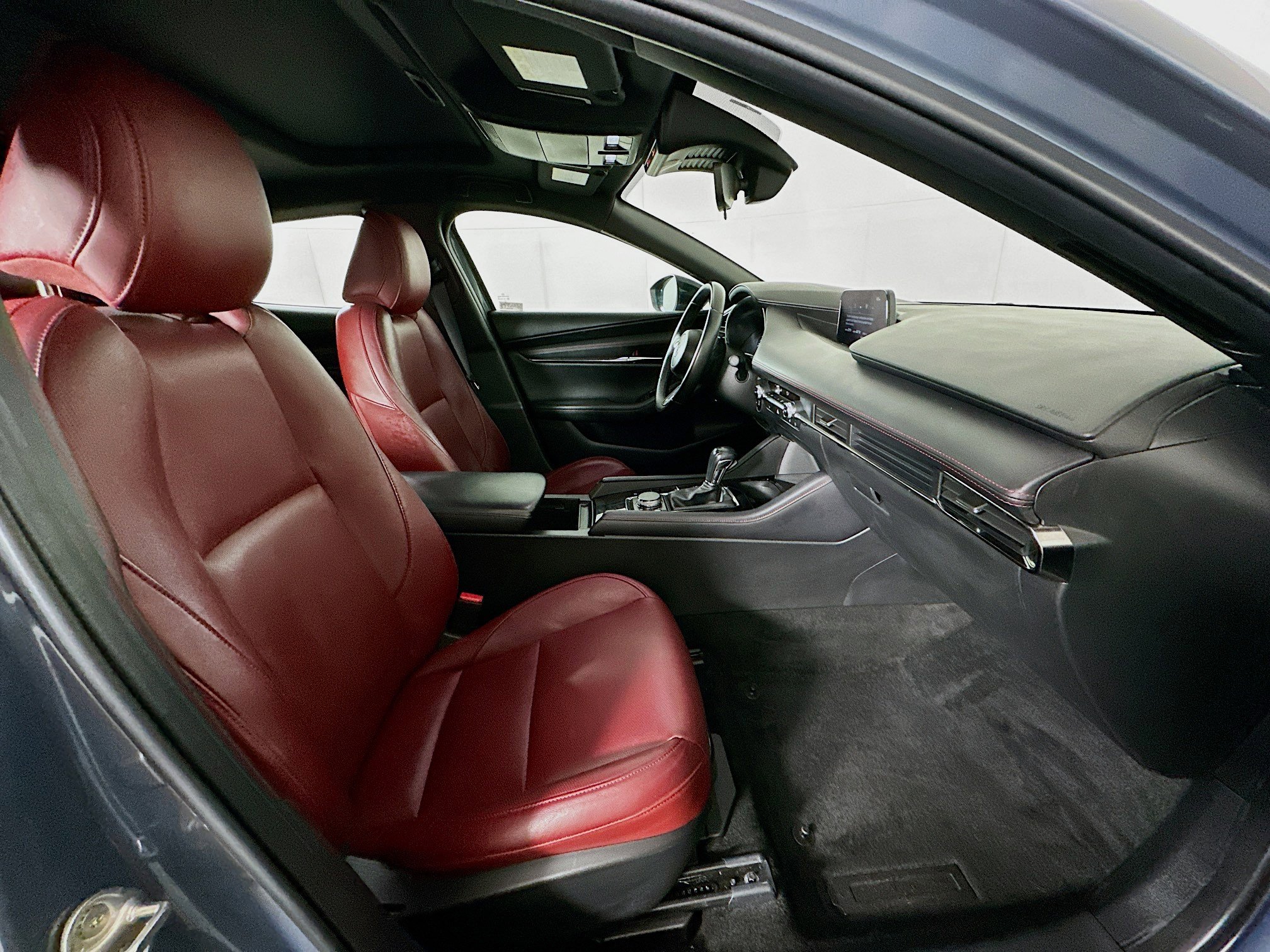 Used 2024 MAZDA MAZDA3 s image 30