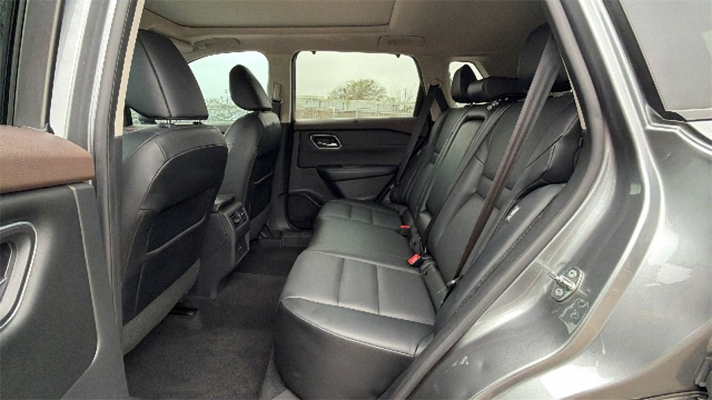 Used 2021 Nissan Rogue SV w/ Premium Package image 34