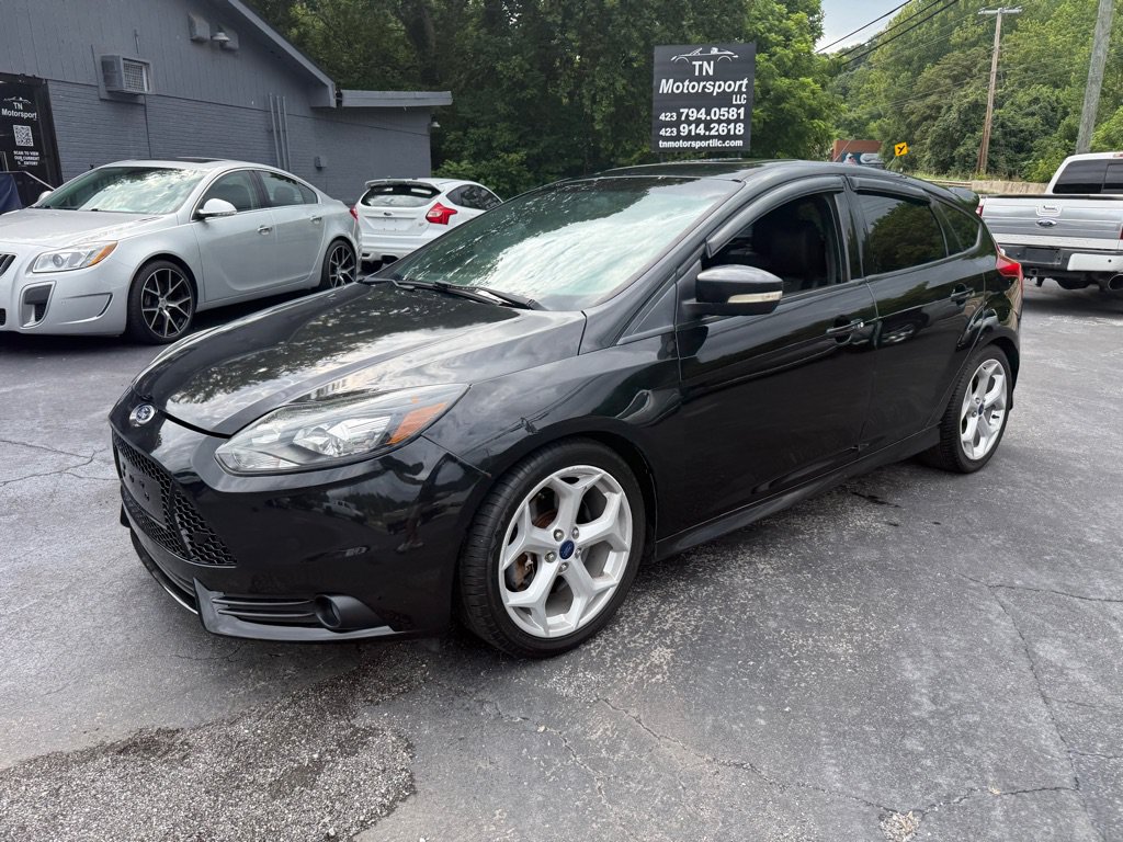 Used 2014 Ford Focus ST w/ Equipment Group 202A FWD image 8