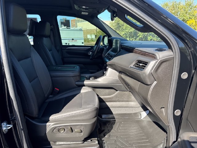 Used 2024 Chevrolet Tahoe Z71 w/ Z71 Off-Road Package AWD/4WD image 29