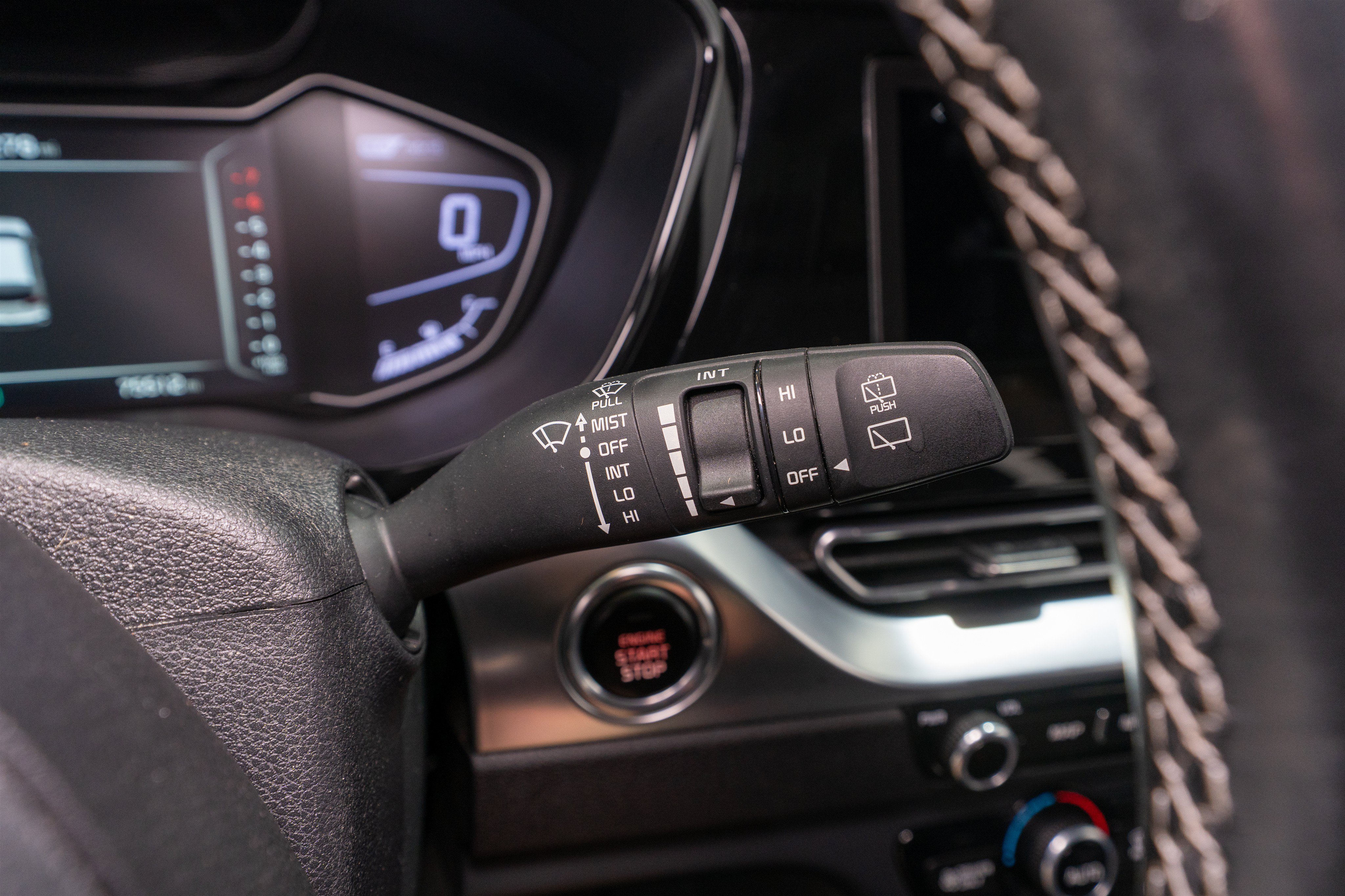 Used 2022 Kia Niro EX Premium FWD image 28