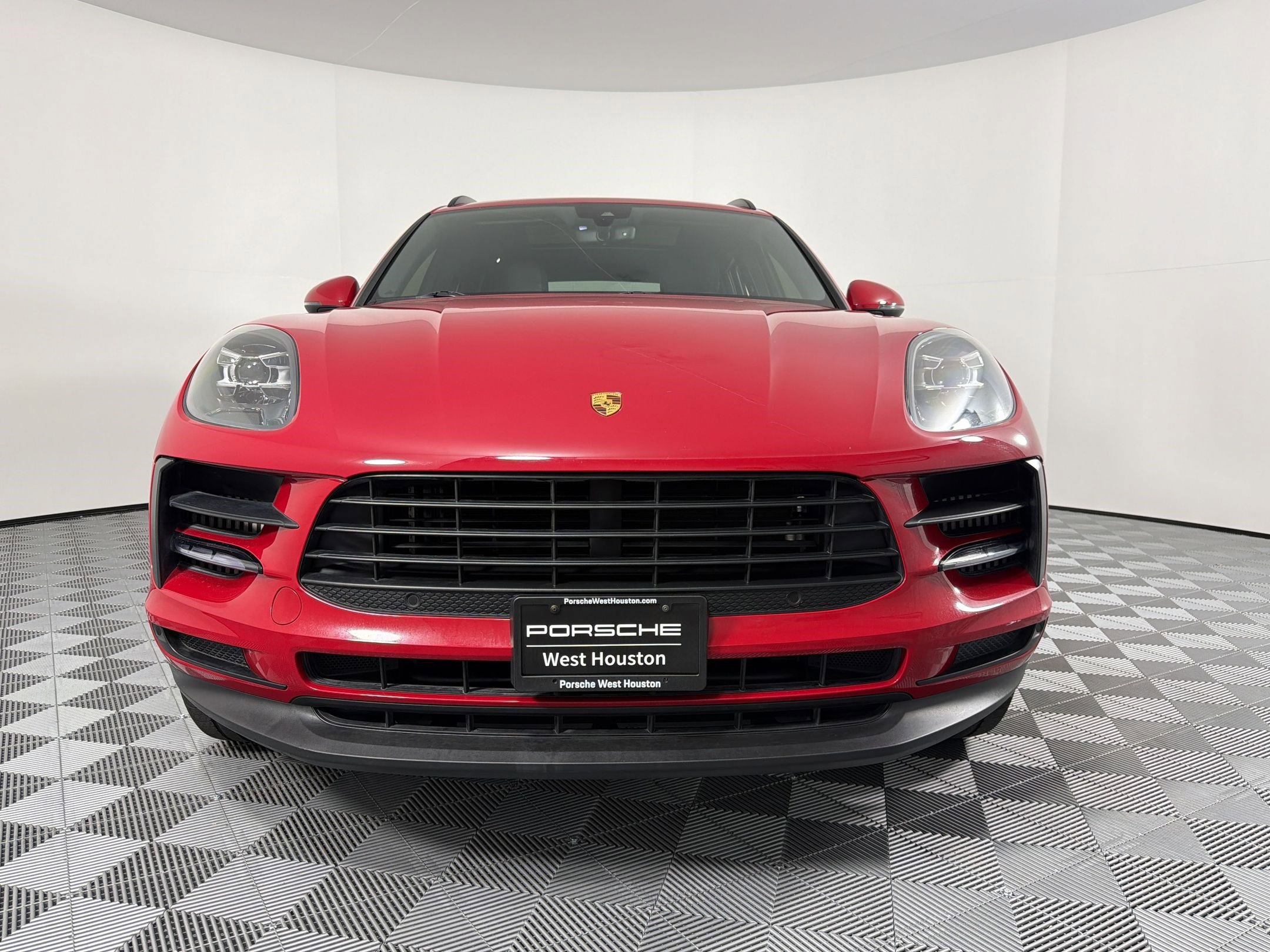 Certified 2020 Porsche Macan S AWD/4WD image 13