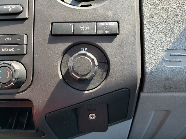 Used 2011 Ford F350 XL w/ Skid Plate Pkg image 22