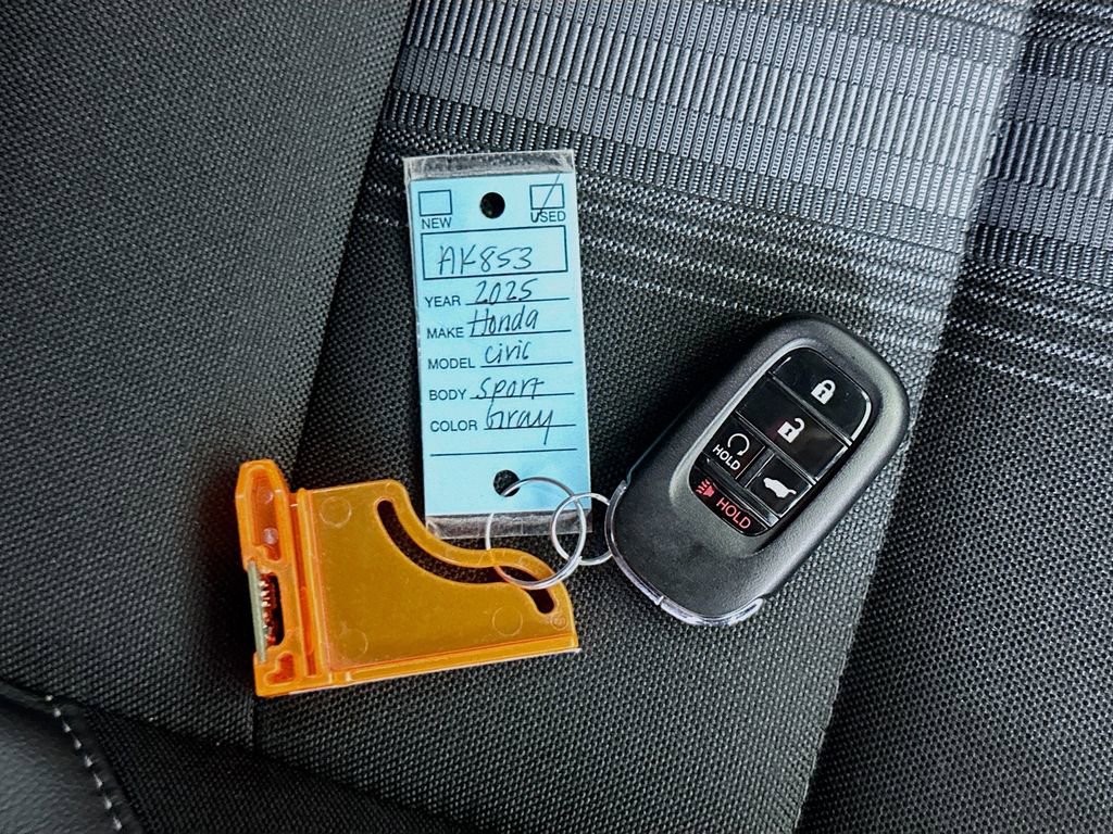Used 2025 Honda Civic Sport image 33