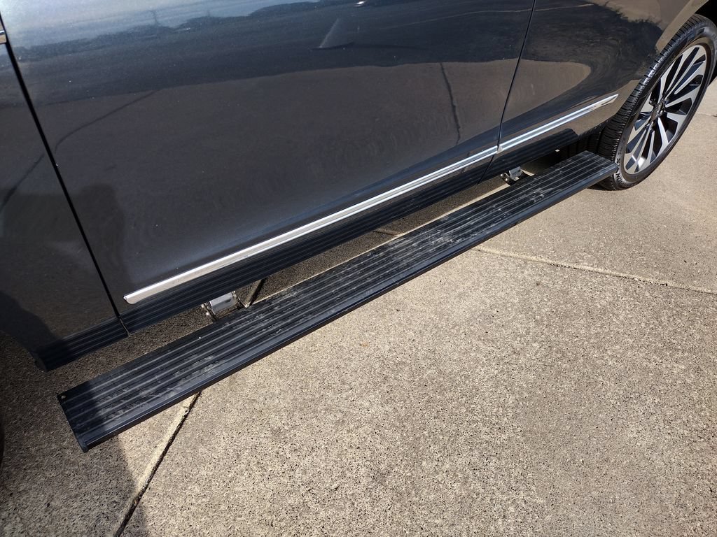 Used 2022 Lincoln Navigator Reserve AWD/4WD image 21