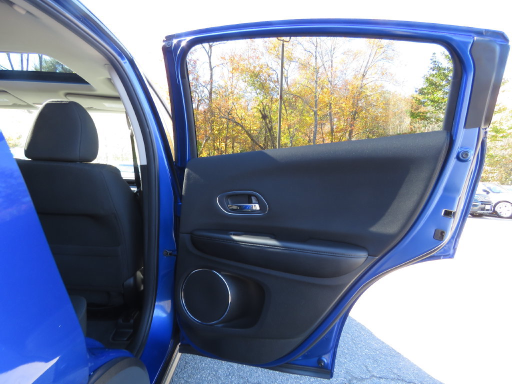 Used 2018 Honda HR-V EX image 15