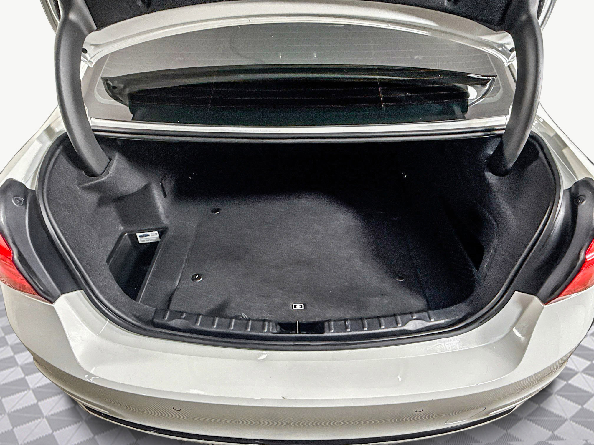 Used 2017 BMW 330e image 35