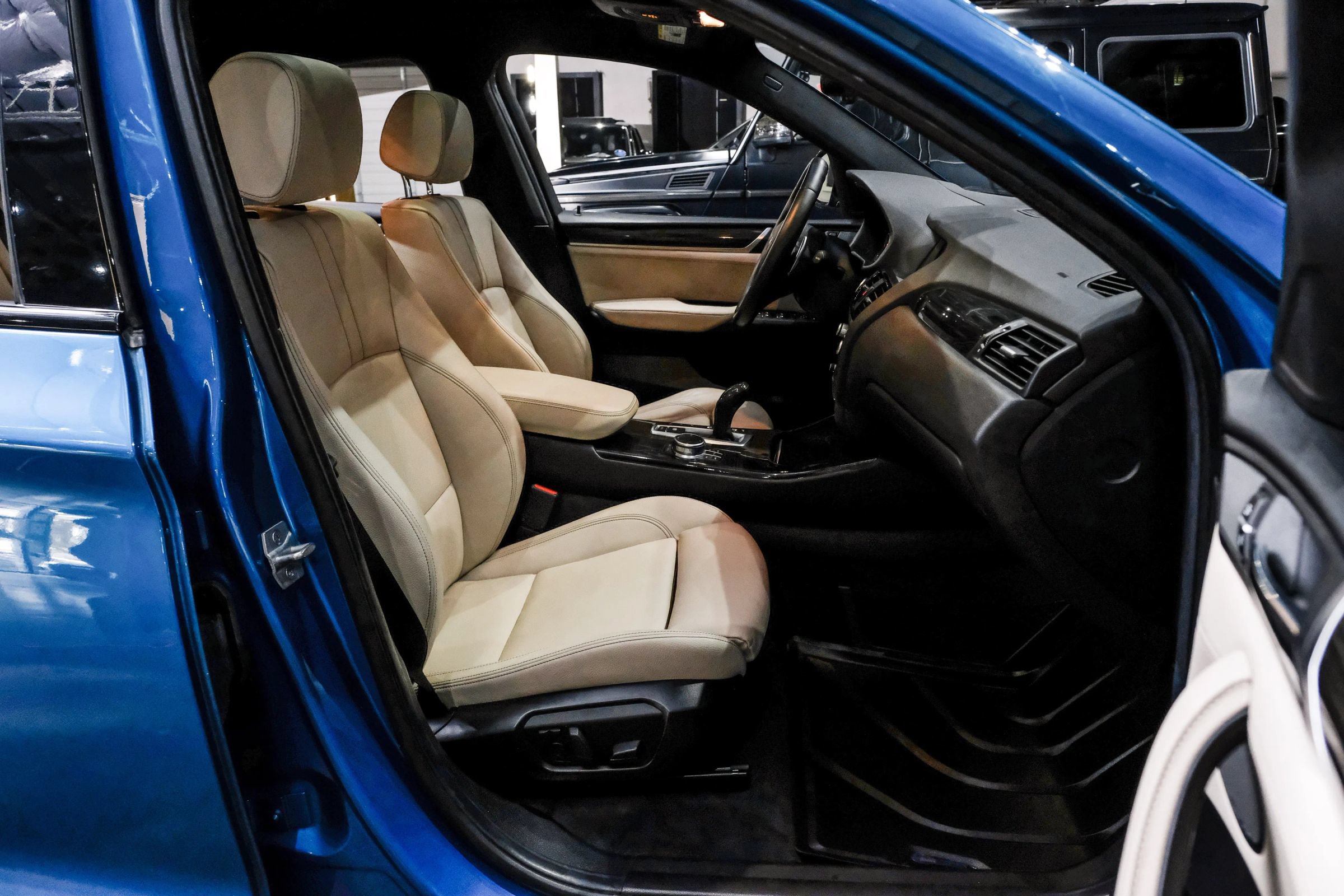 Used 2017 BMW X4 M40i AWD/4WD image 44