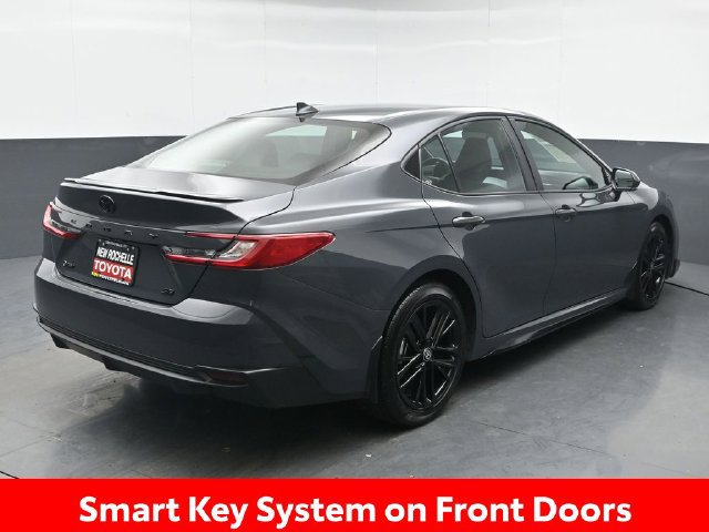 Certified 2026 Toyota Camry SE w/ Convenience Package FWD image 7