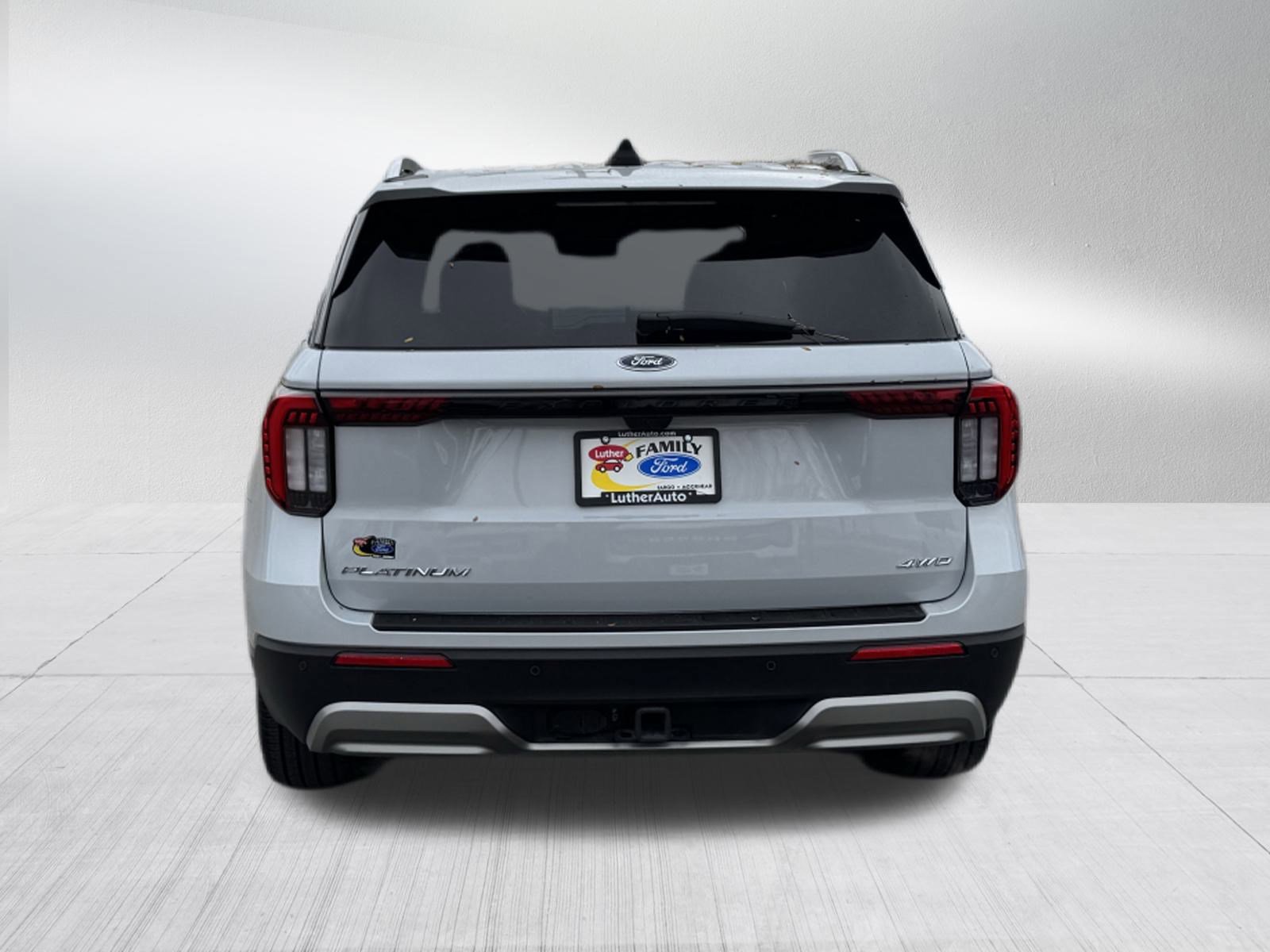 Certified 2025 Ford Explorer Platinum w/ LUX Leather Package image 6