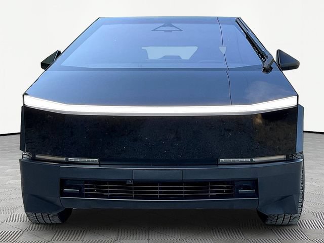 Used 2025 Tesla Cybertruck AWD Crew Cab image 2