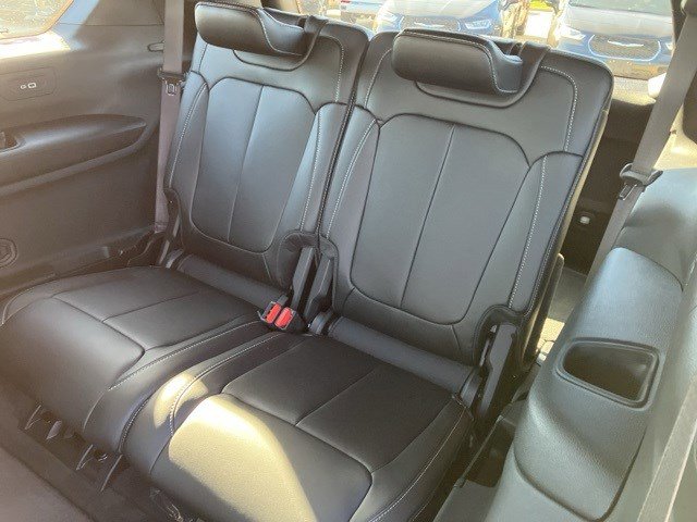 New 2025 Jeep Grand Cherokee L Limited w/ Trailer Tow Package image 26