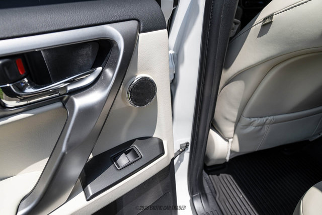 Used 2023 Lexus GX 460 Luxury w/ Sport Design Package AWD/4WD image 71