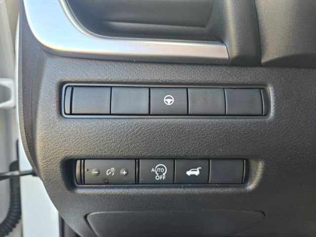 Used 2024 Nissan Rogue SV image 19